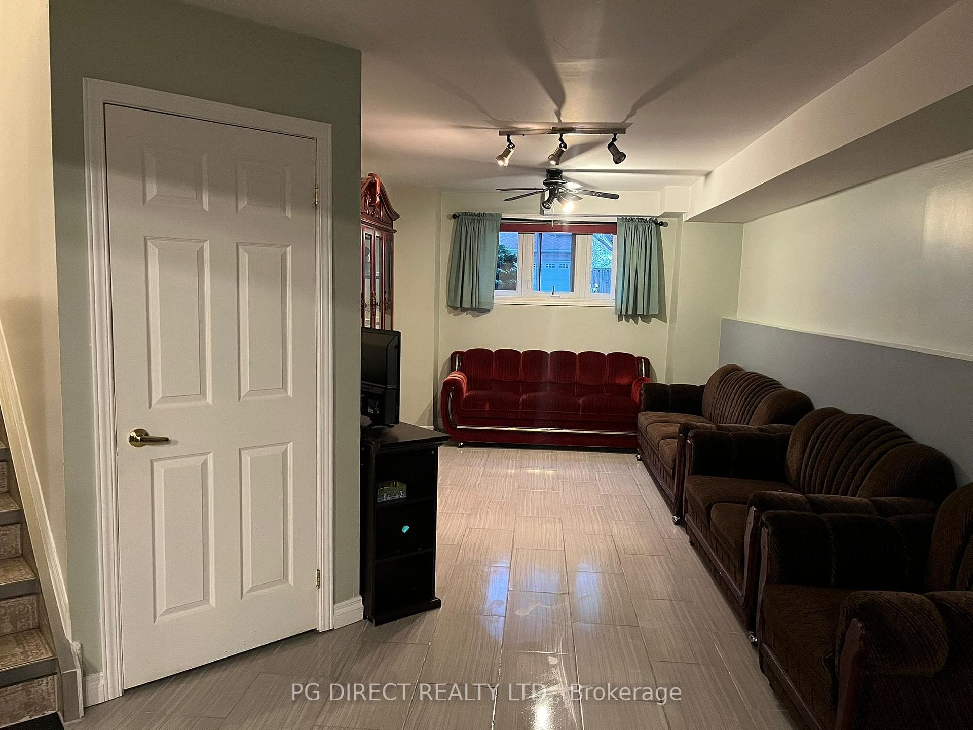 844 Cottage Grove Avenue photo 14