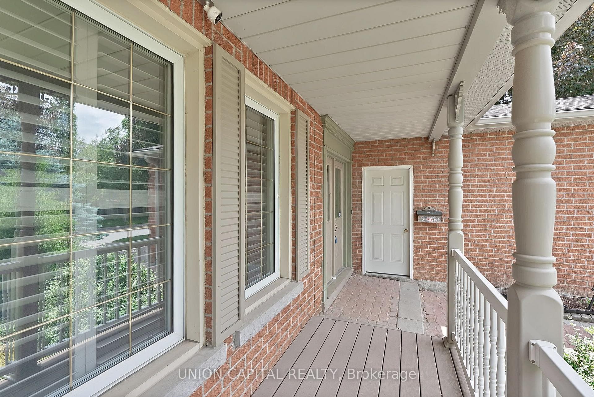 35 Mccarty Crescent photo 3