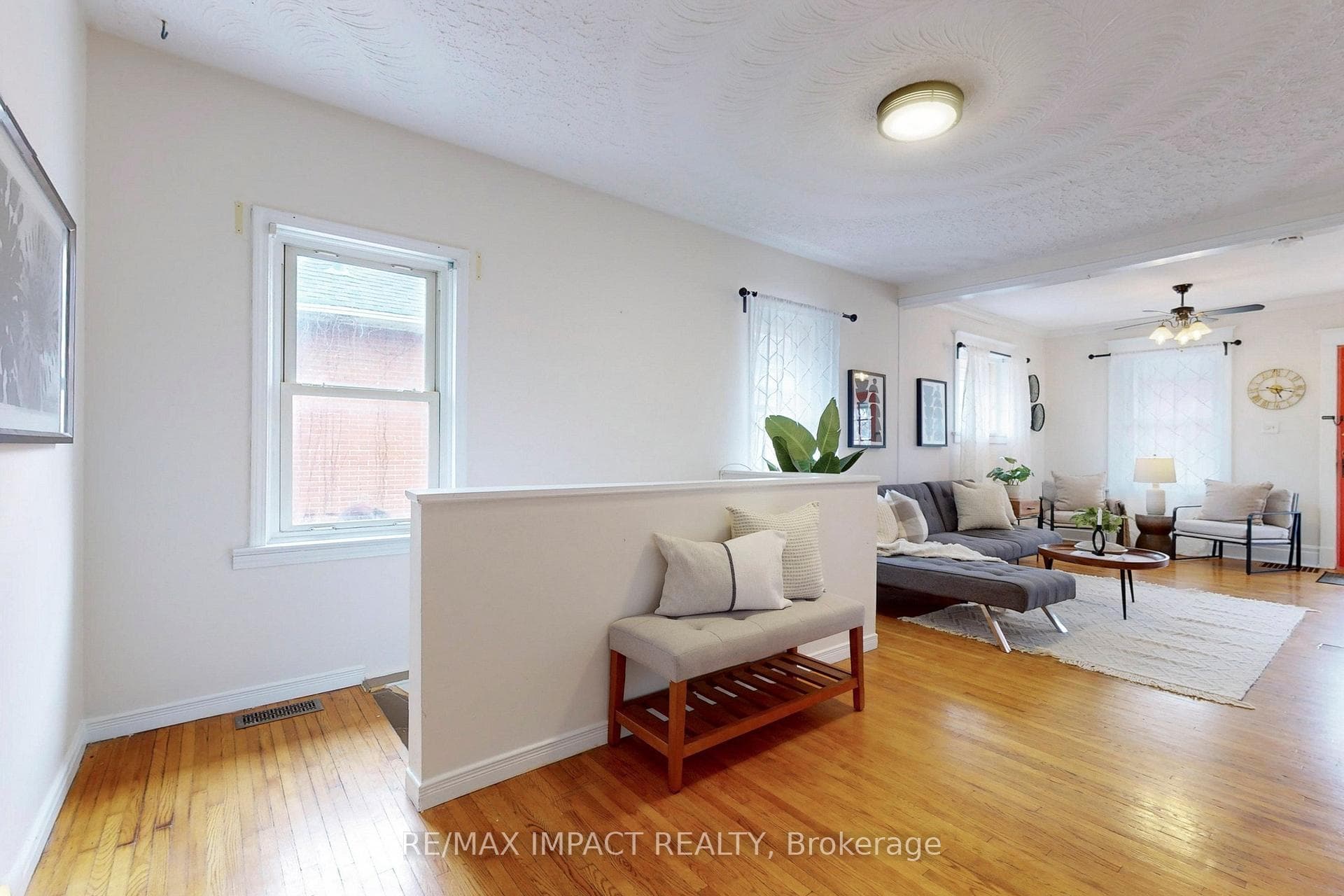 315 Mary Street photo 23