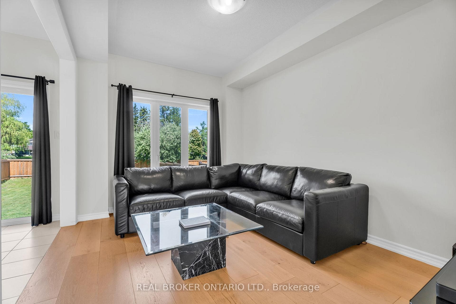 125 Werry Avenue photo 8