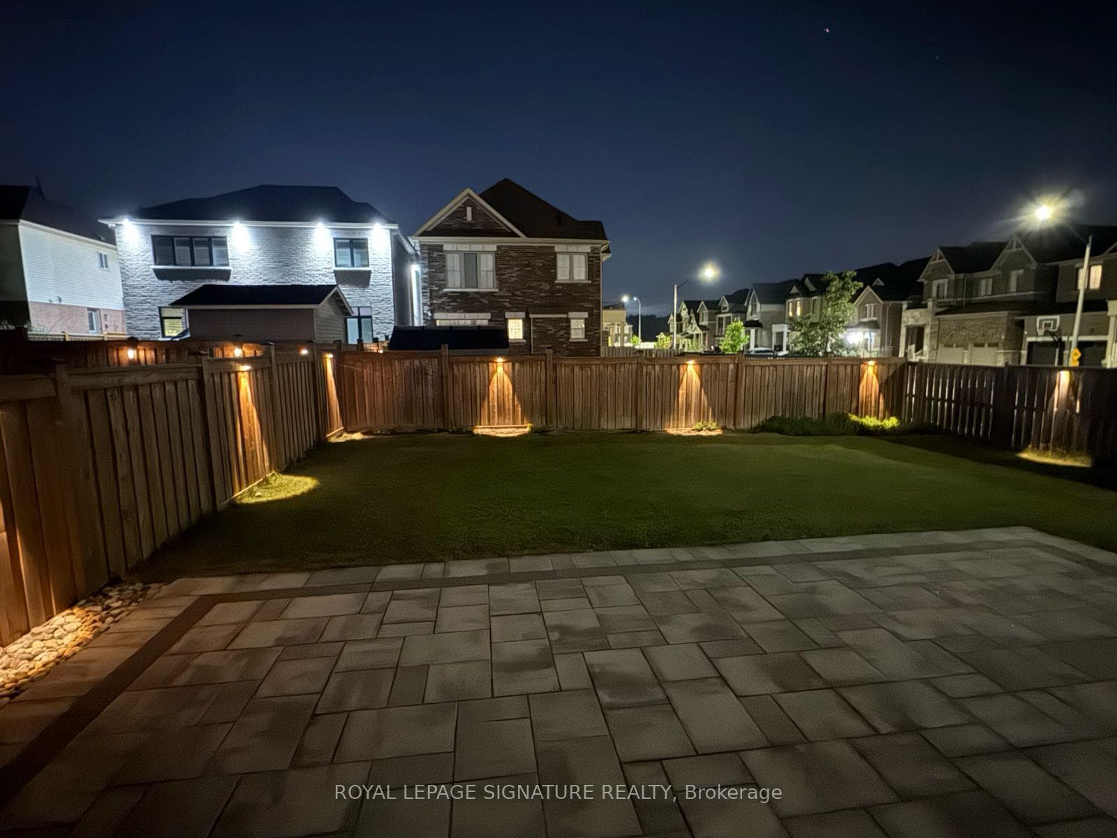 60 Lofthouse Drive photo 35