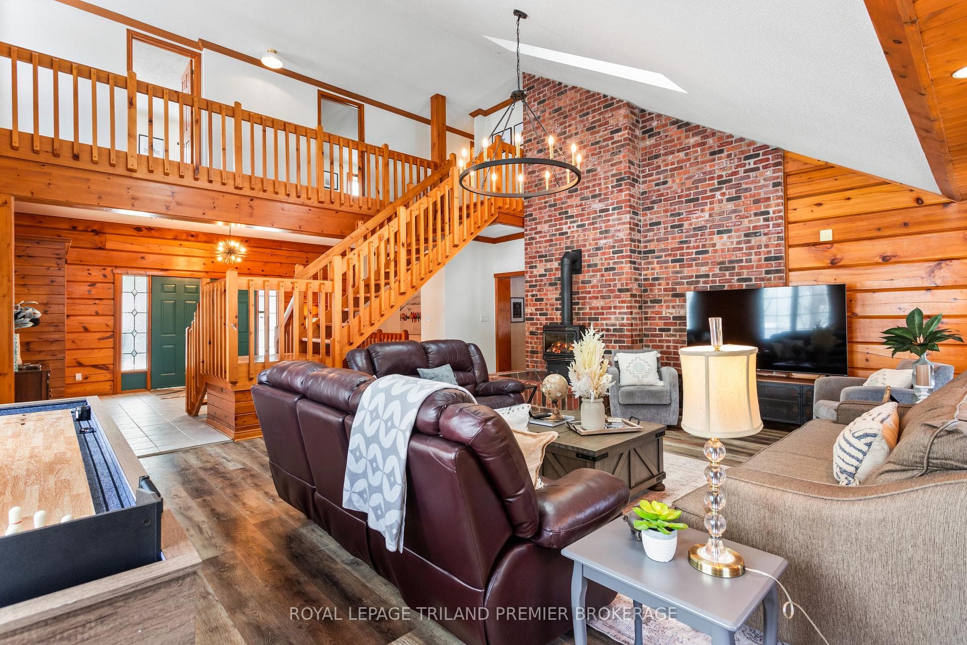 9936 ONTARIO Street photo 10