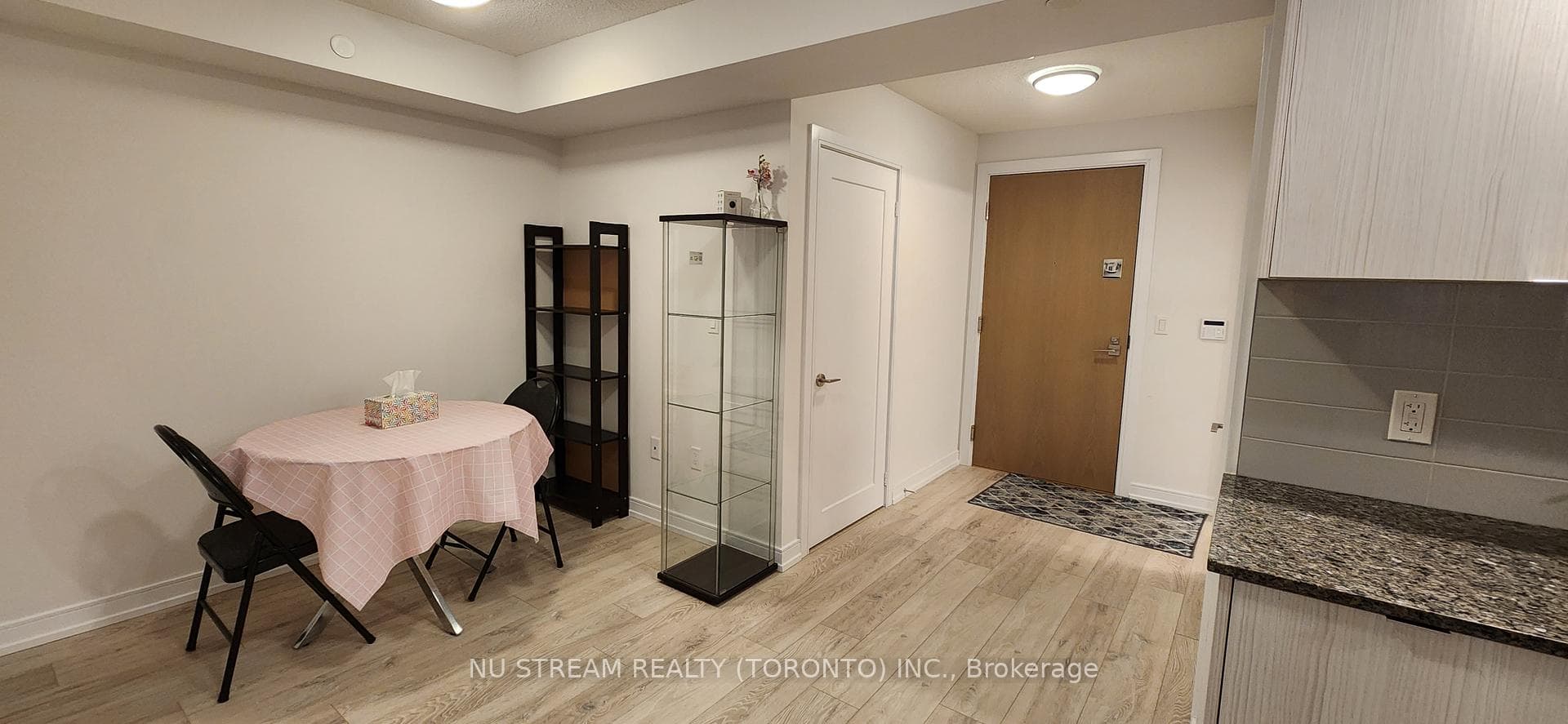 225 Village Green Square Unit 1705 photo 4