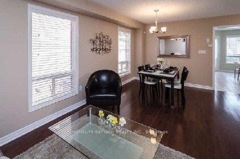 10 Selkirk Drive photo 11