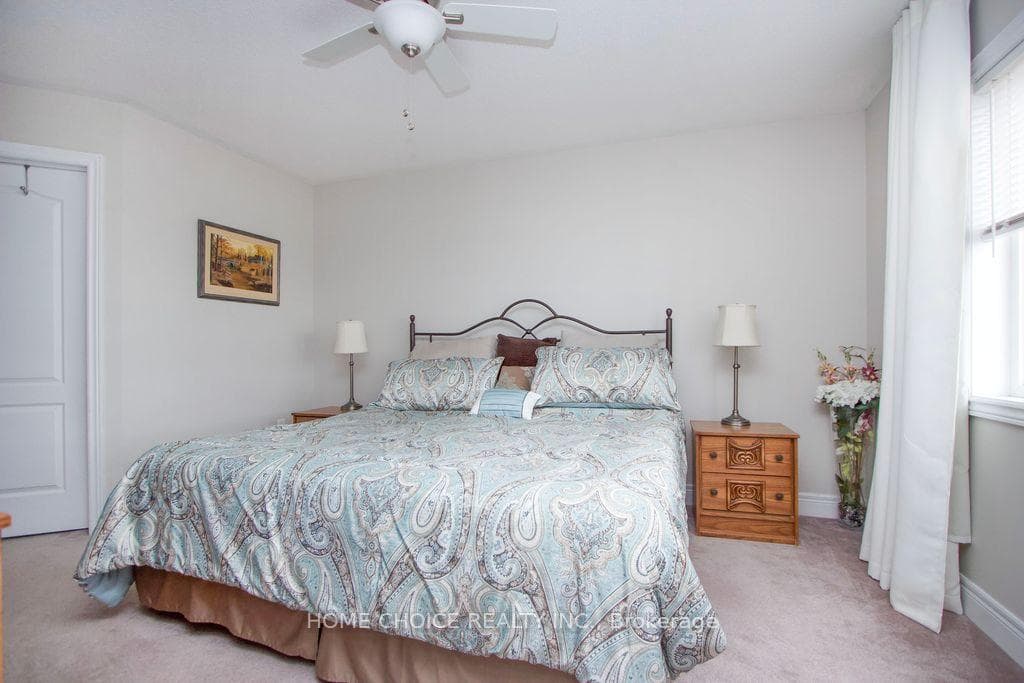 200 Bathgate Crescent photo 27