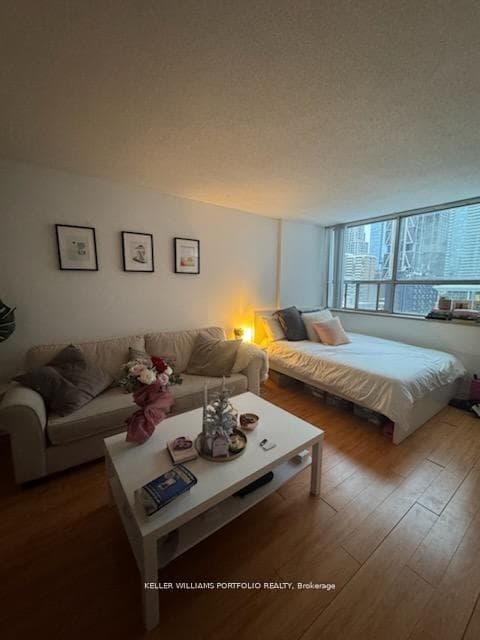 30 Gloucester Street Unit 1205 photo 1
