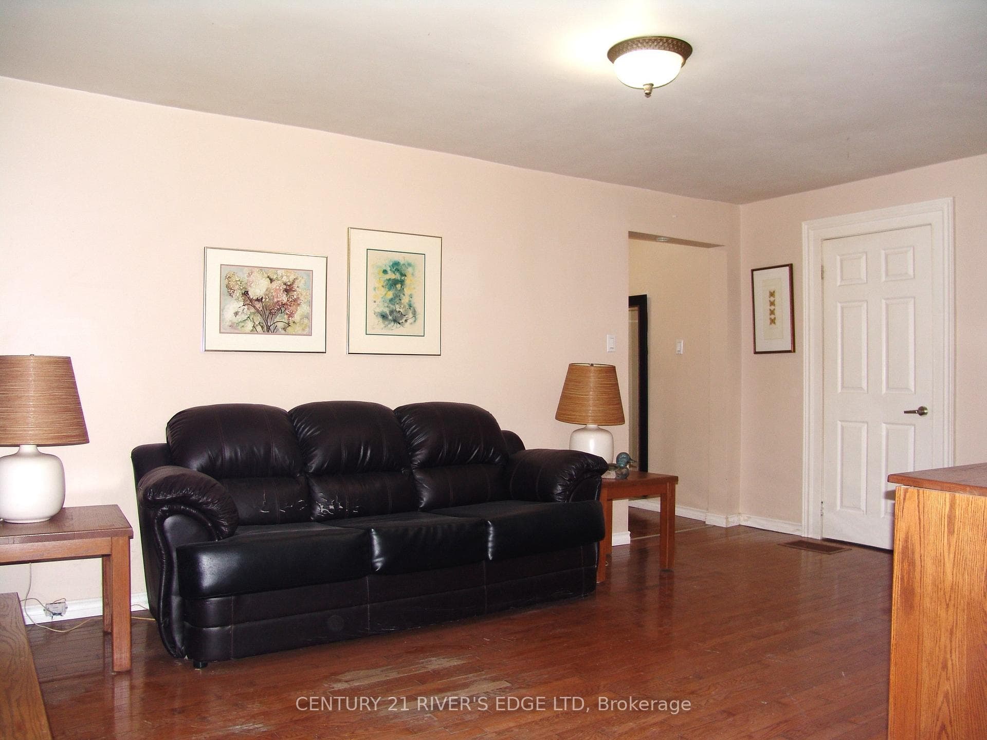 26 Georgina Street photo 3
