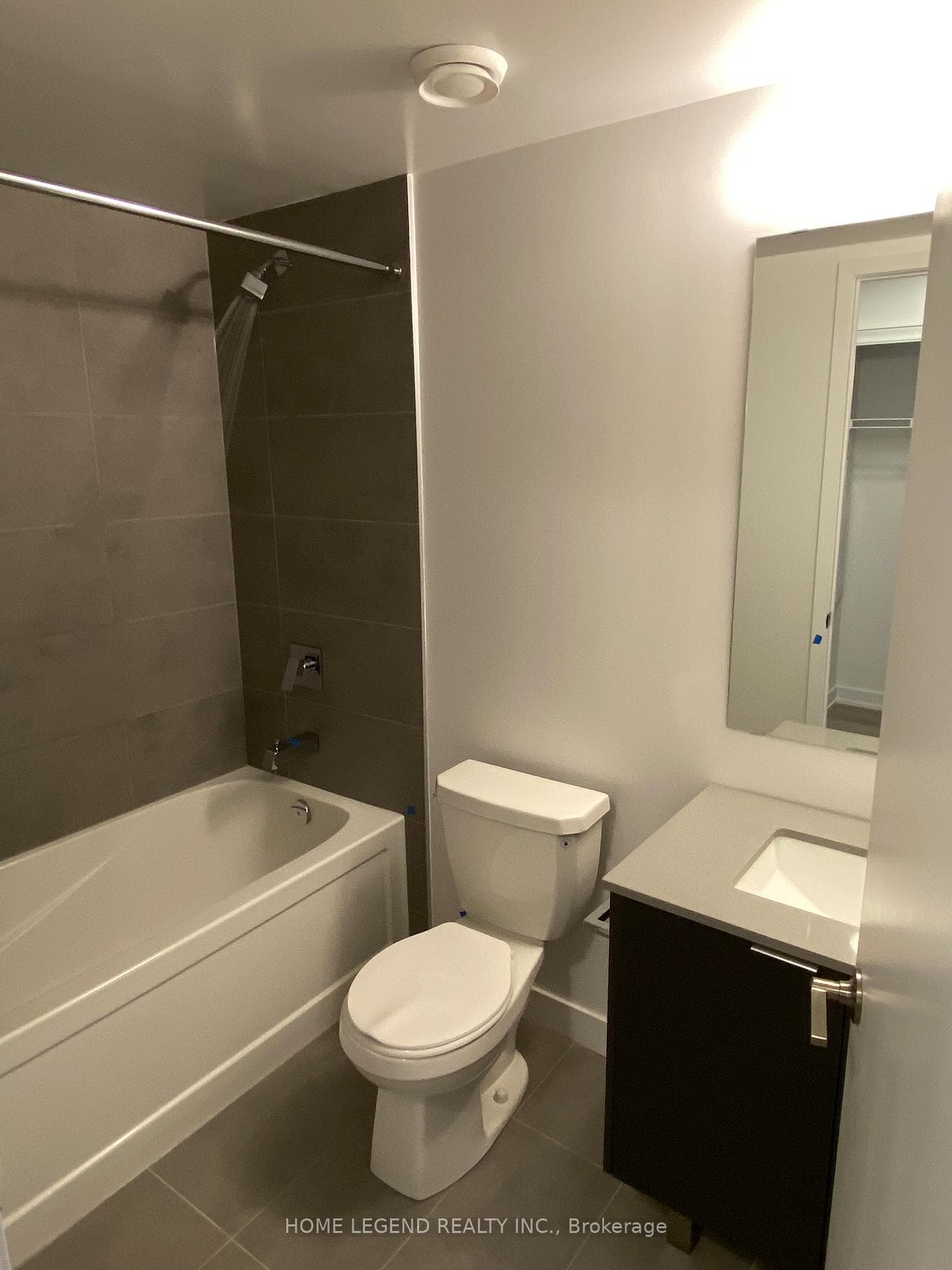 8 Tippett Road Unit 1111 photo 10