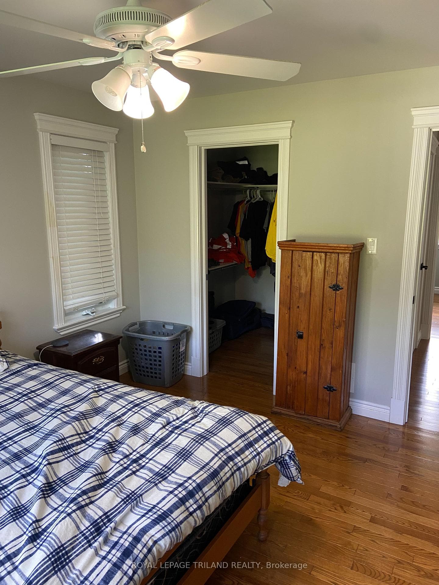 10454 Pleasant Valley Road photo 16