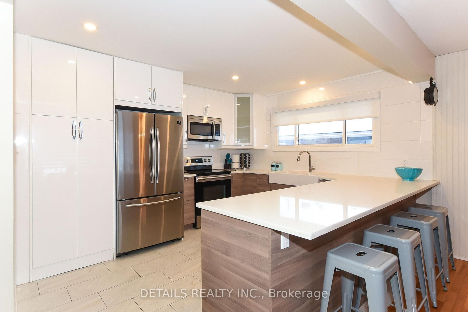 Main Level - Open concept kitchen