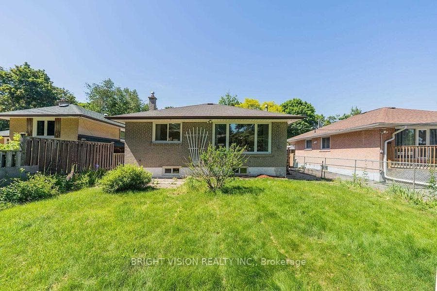 29 Stoney Creek Drive Unit Main photo 16