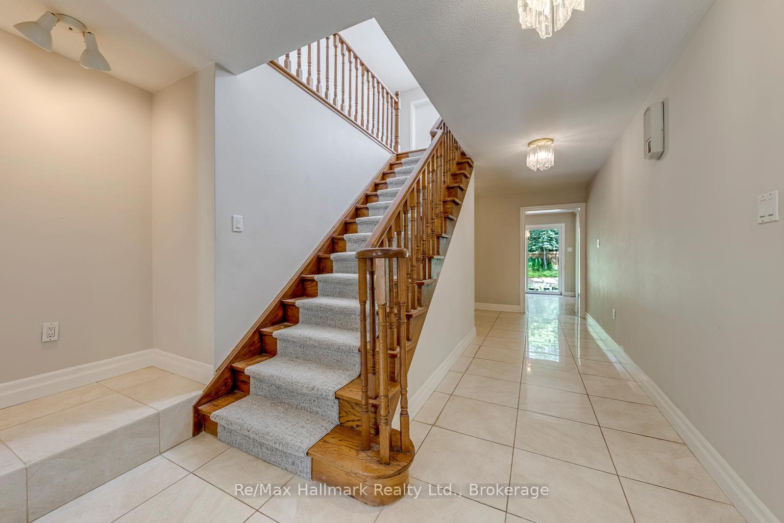 2251 Bennington Gate photo 3