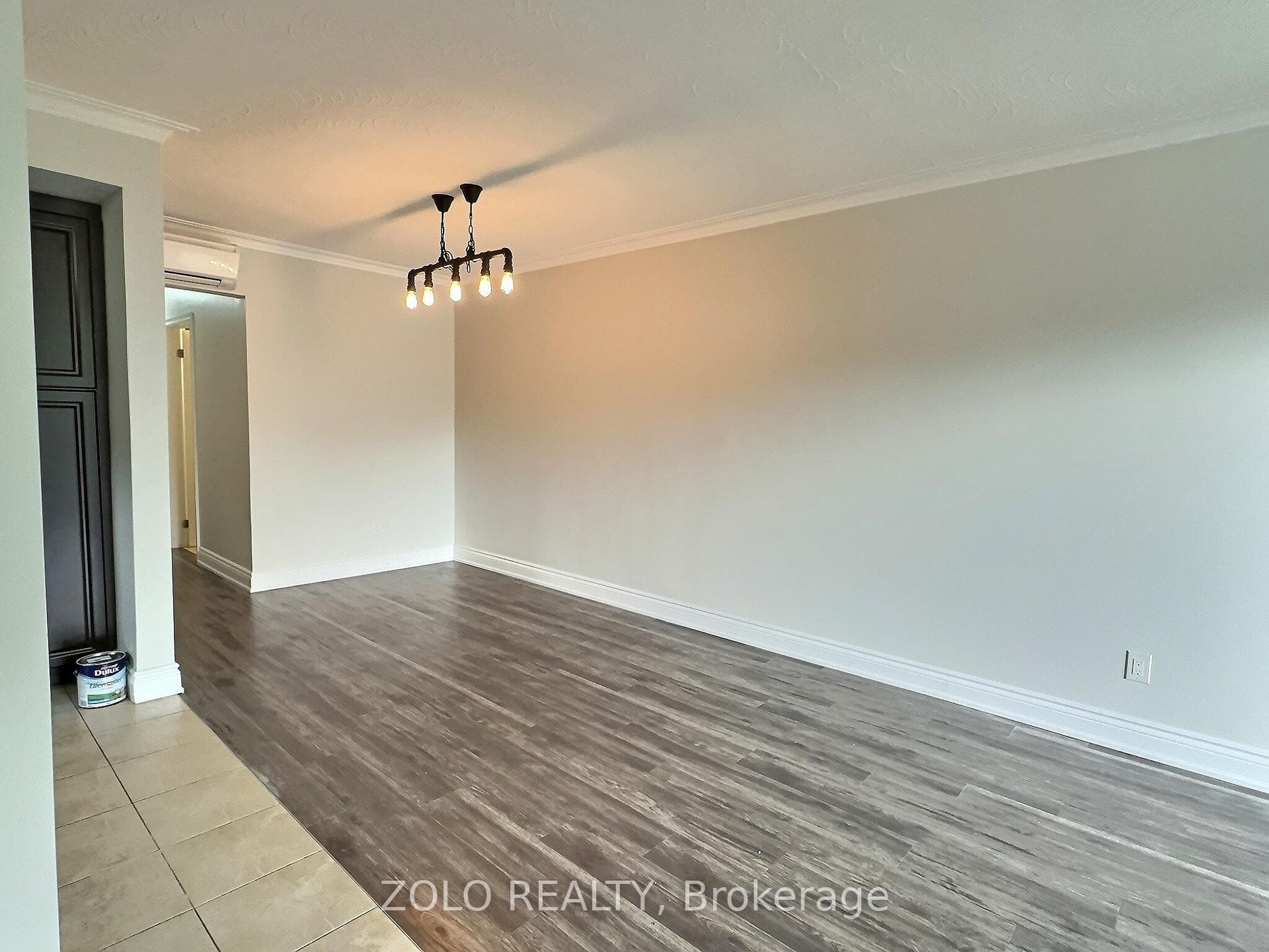 279 Scarlett Road photo 9