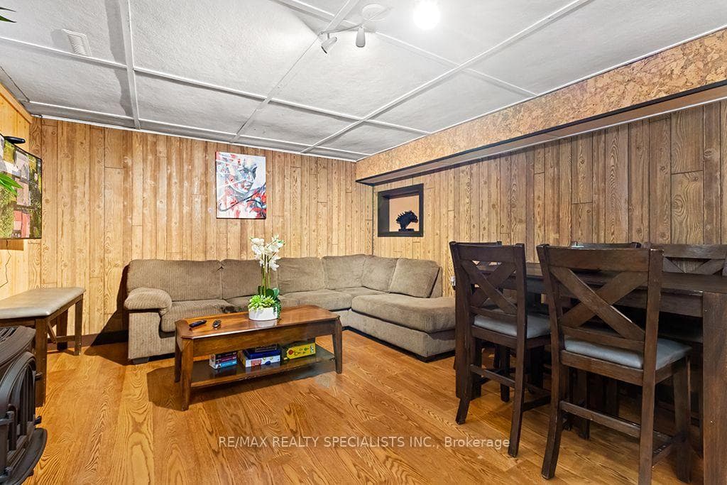 88 Shirley Street photo 24