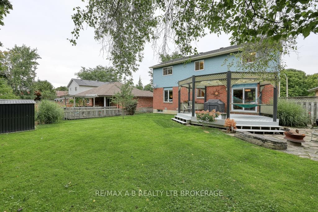 94 Mason Drive photo 7
