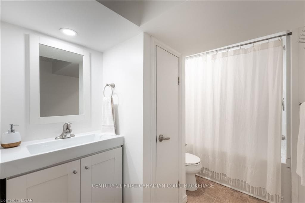 49 MURDOCK Street photo 38
