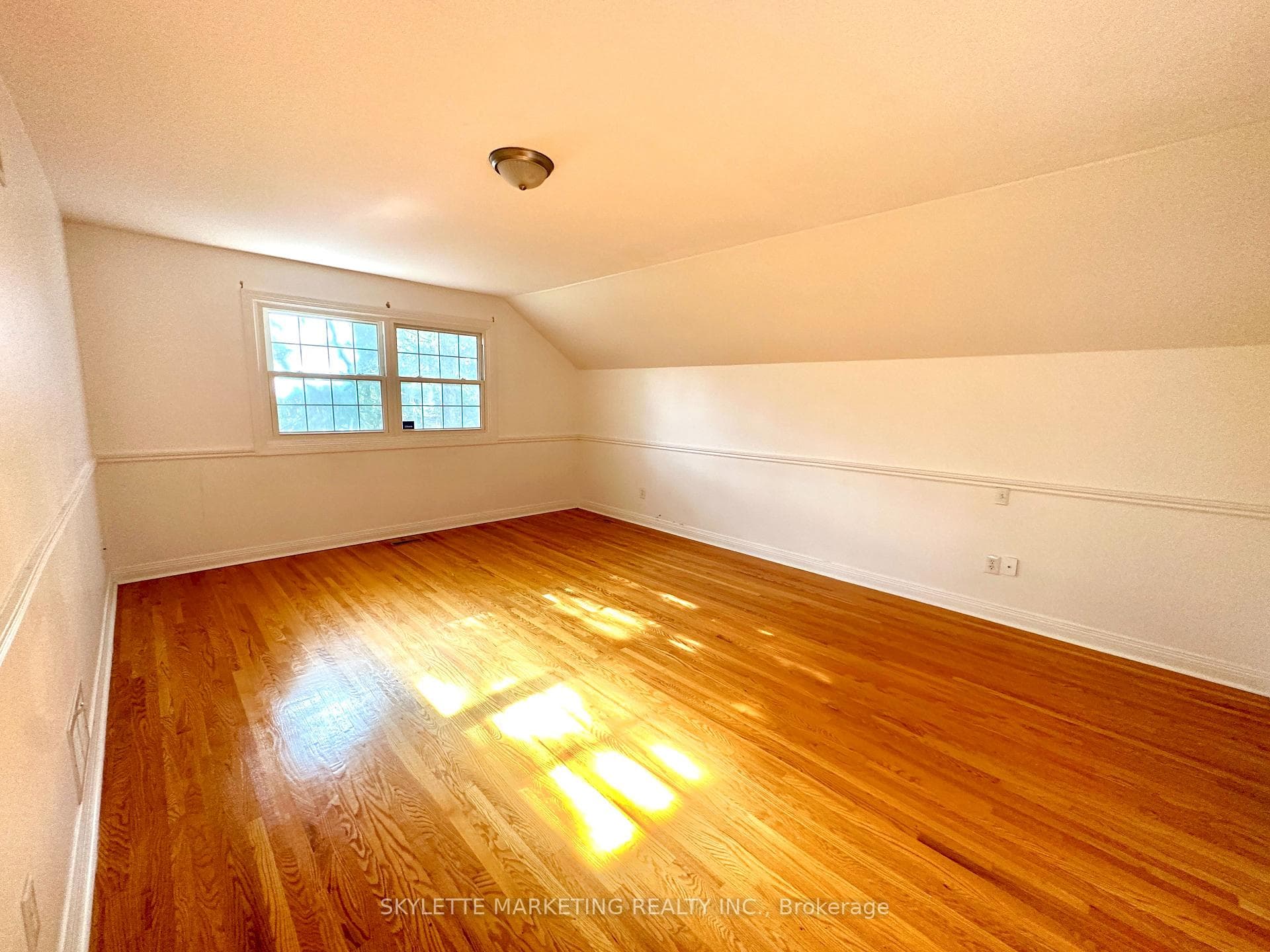 8 Blue Grass Drive photo 22