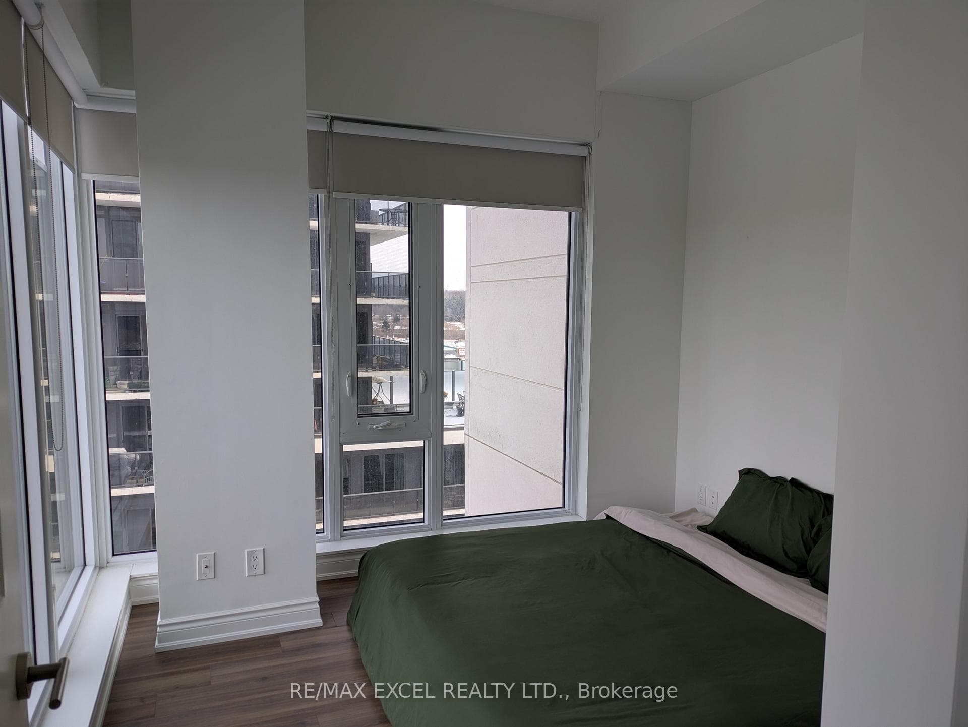 9618 Yonge Street Unit 709 photo 13