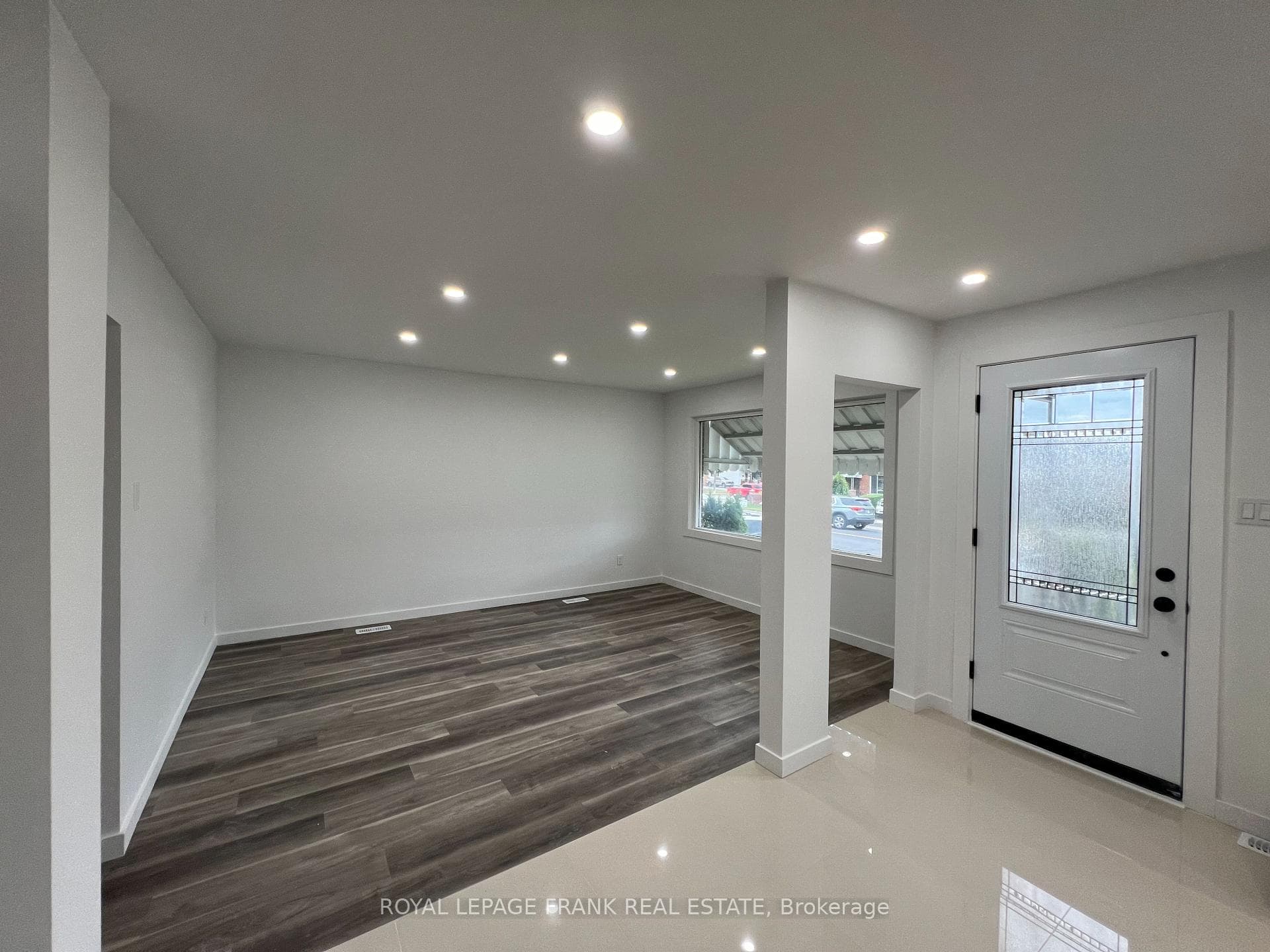 526 Eulalie Avenue Unit Upper photo 4