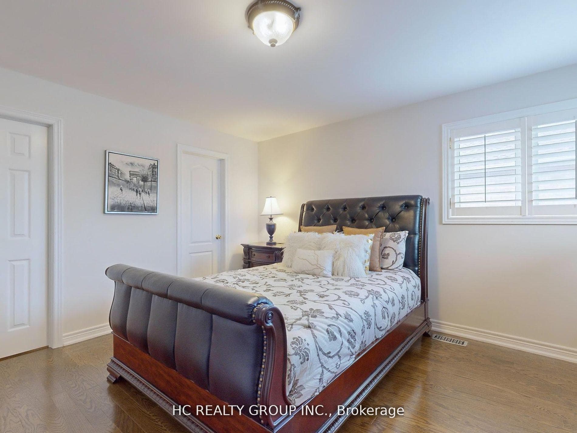 31 Gleave Court photo 16