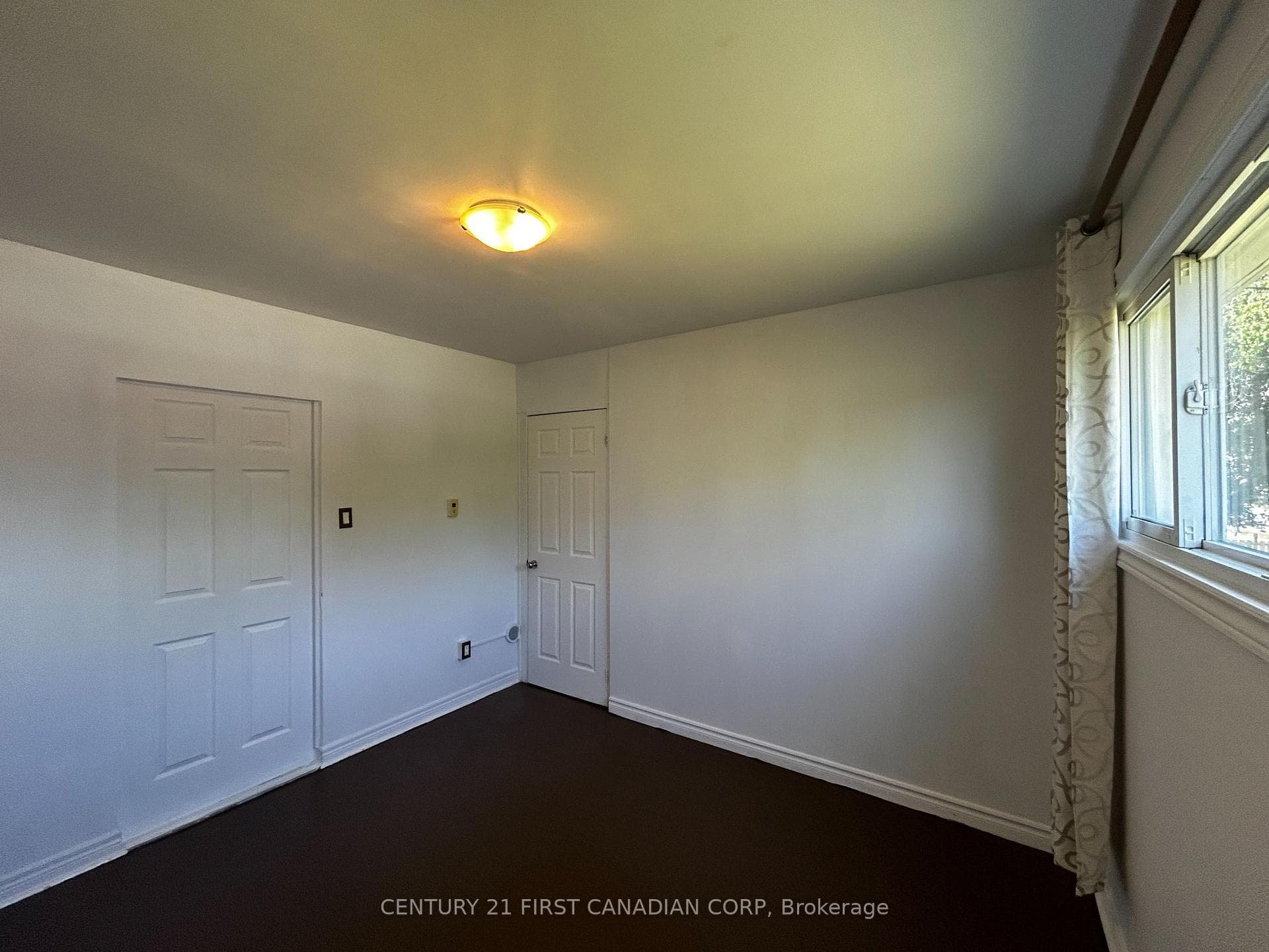 699 Huron Street Unit A photo 27