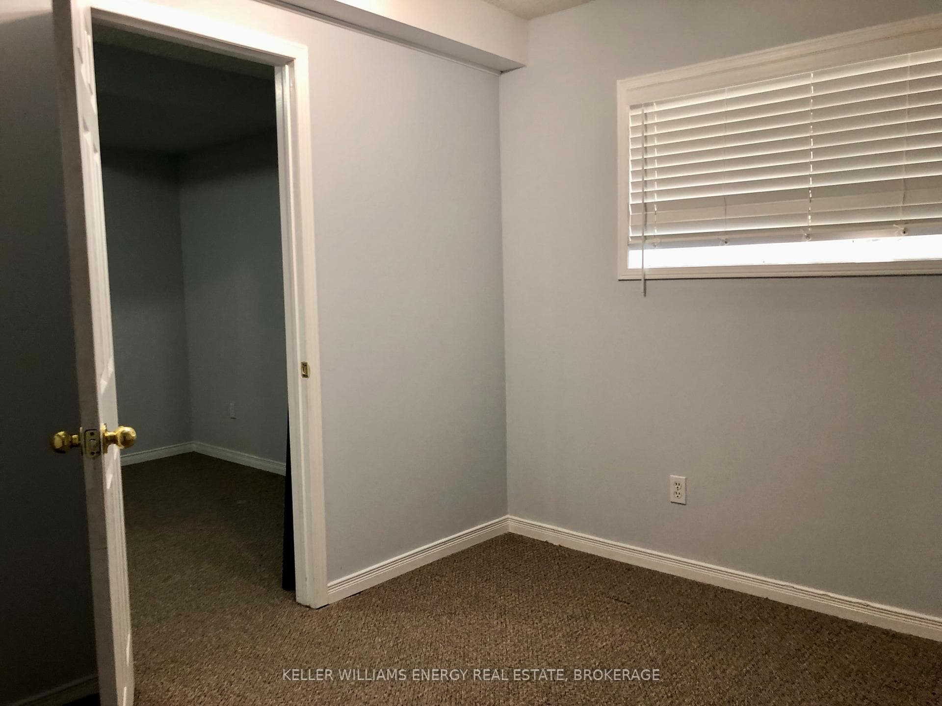 129 Stokely Crescent photo 19