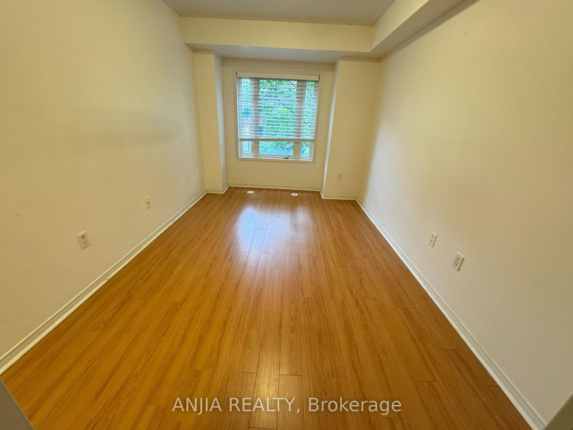 308 John Street Unit 112 photo 14