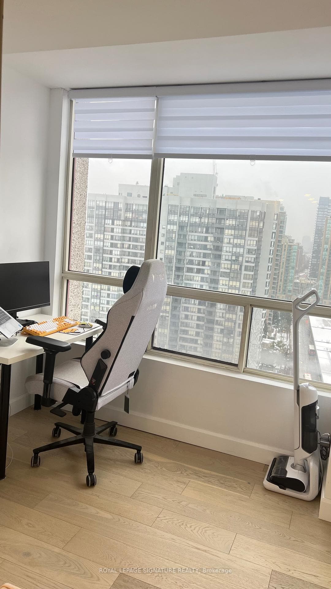 5765 Yonge Street Unit PH102 photo 9