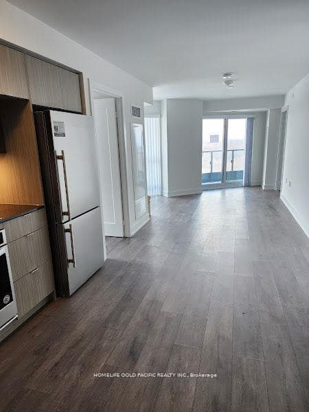585 Bloor Street Unit 917 photo 9