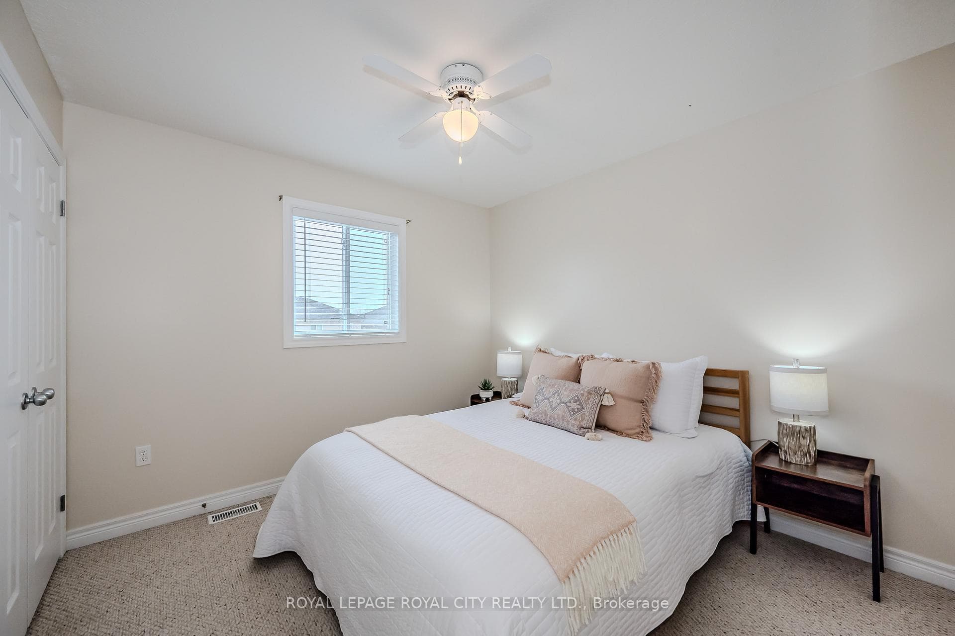 9 Henderson Drive photo 22