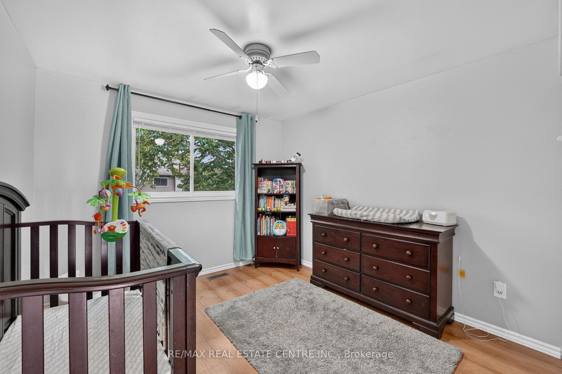 23 Burbank Crescent photo 21