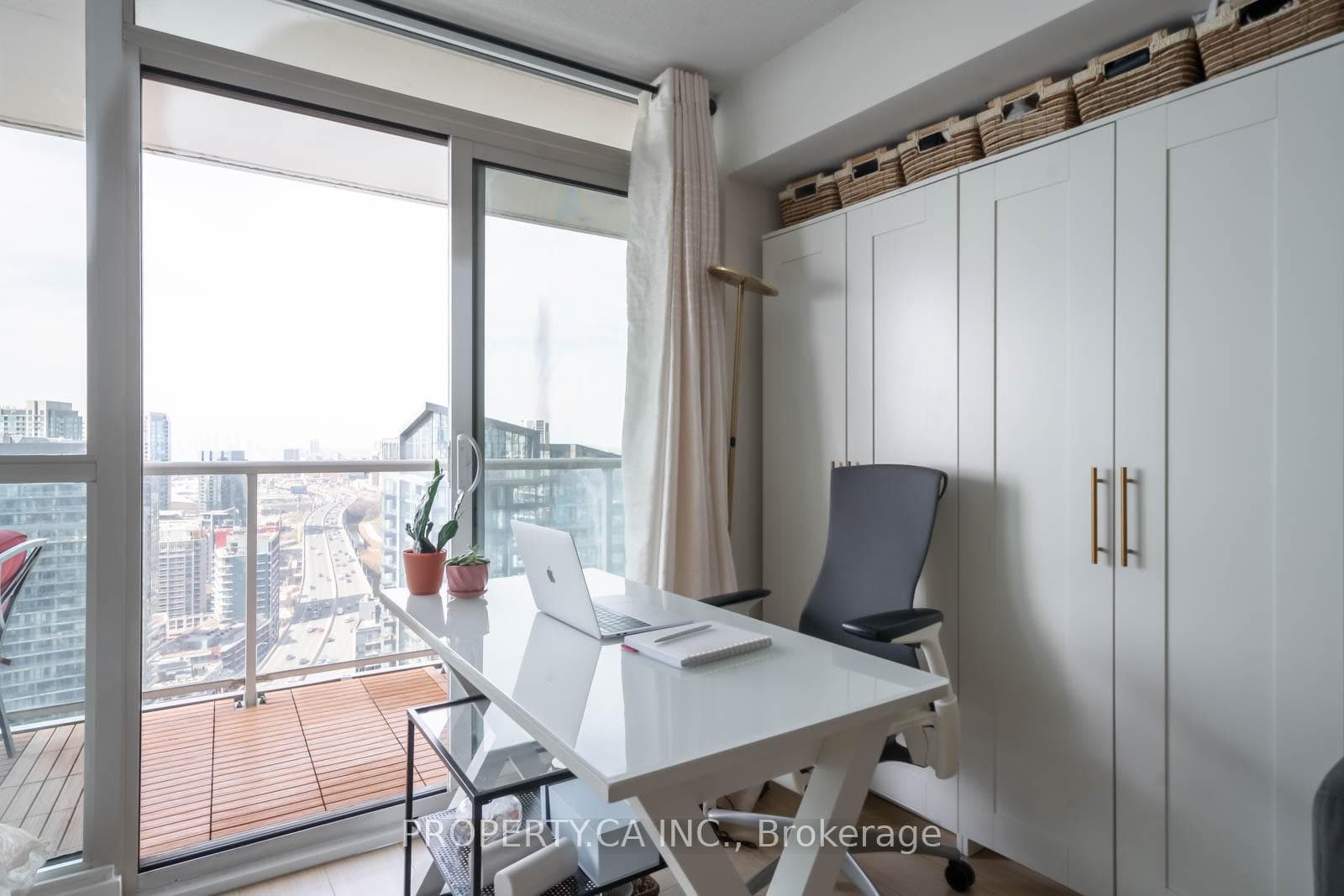 75 Queens Wharf Road Unit 3809 photo 6