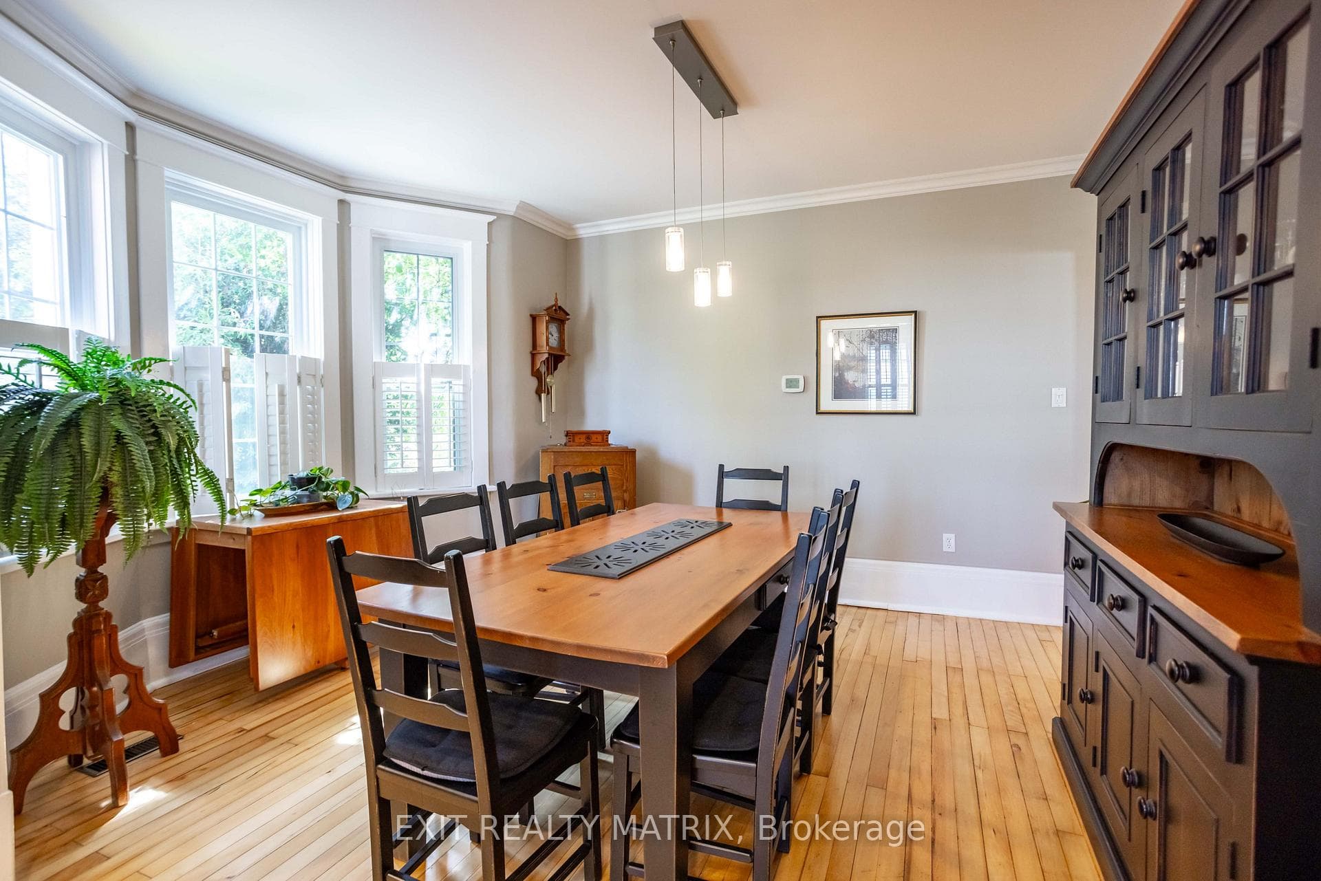 2392 8th Line Road photo 12