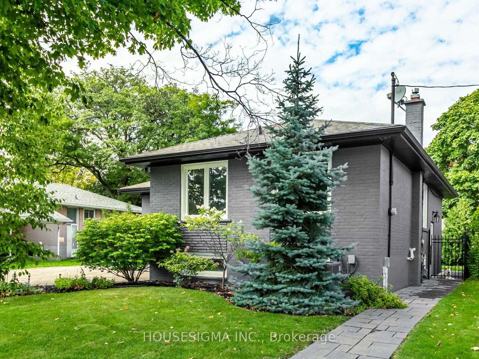 72 Ludstone Drive photo 31