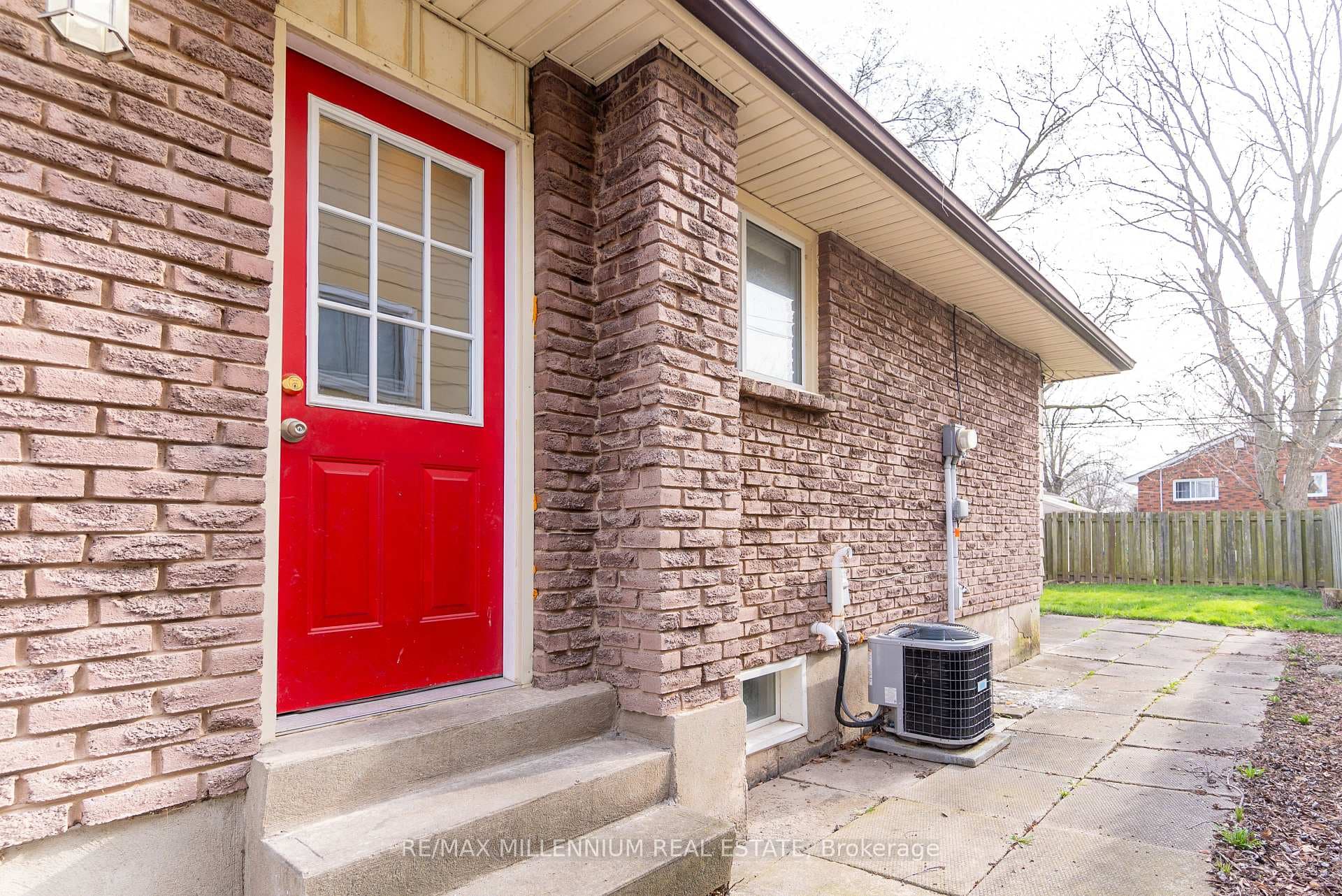 8419 Lamont Avenue photo 27