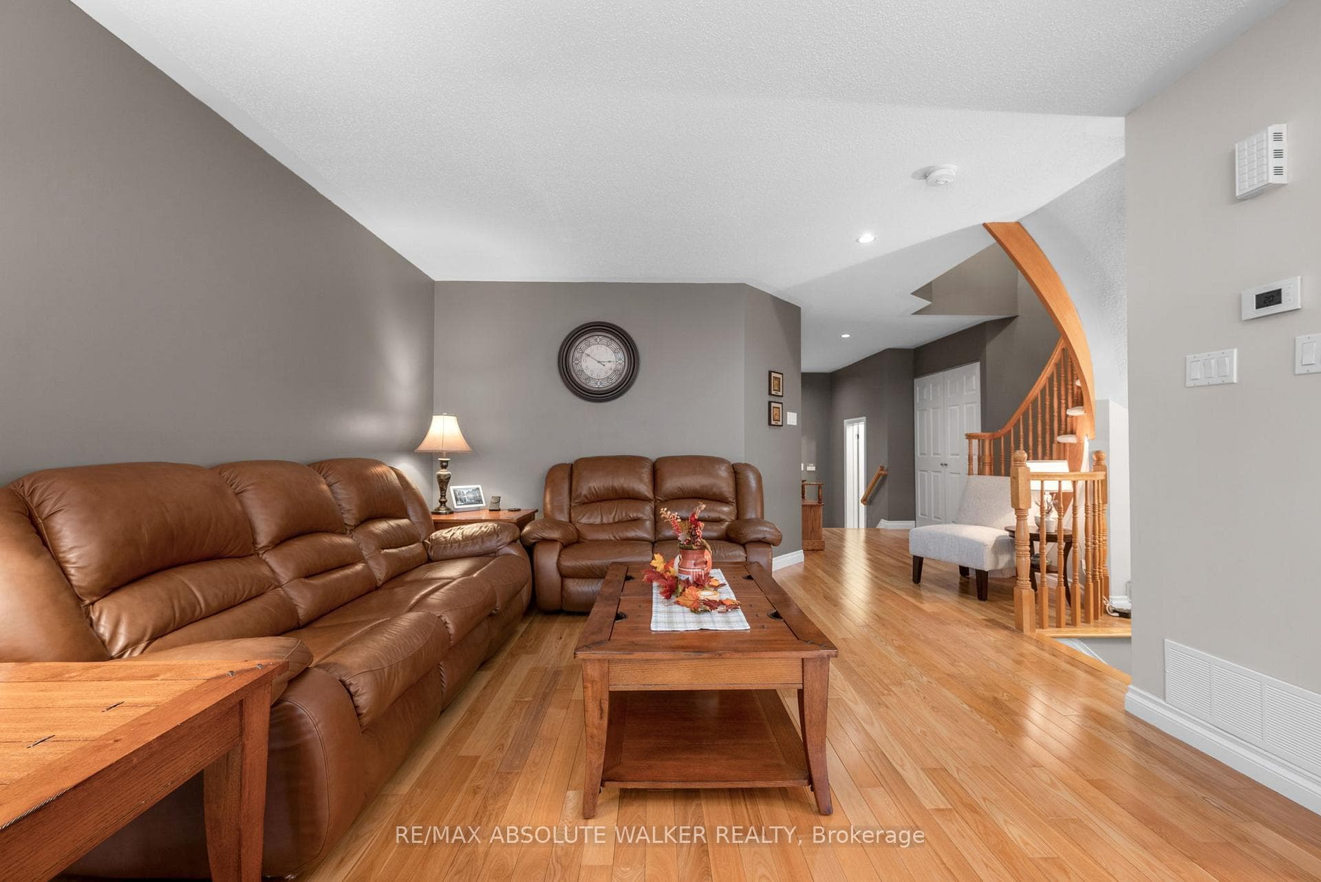 713 Carmella Crescent photo 12