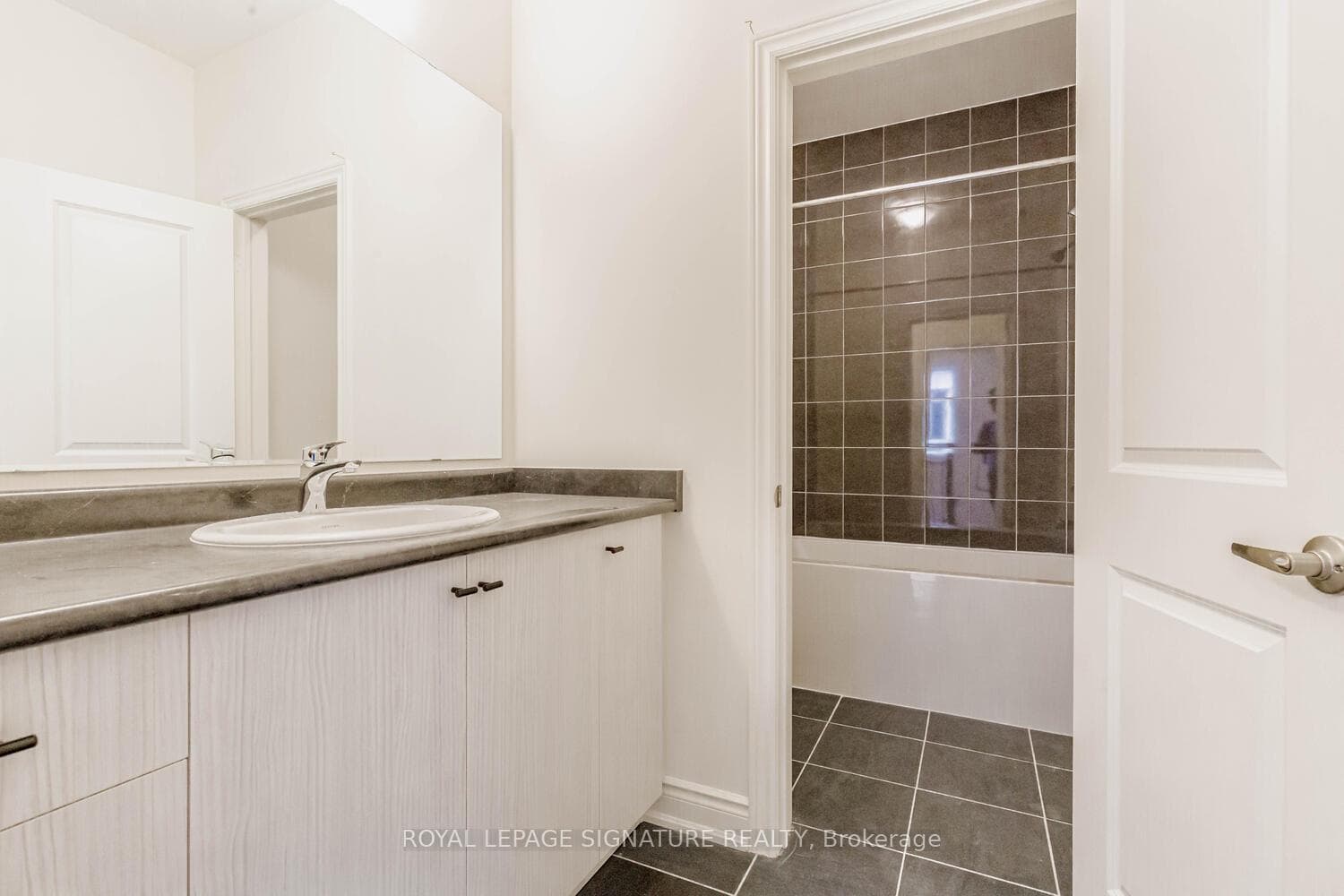 58 Attwater Drive photo 30