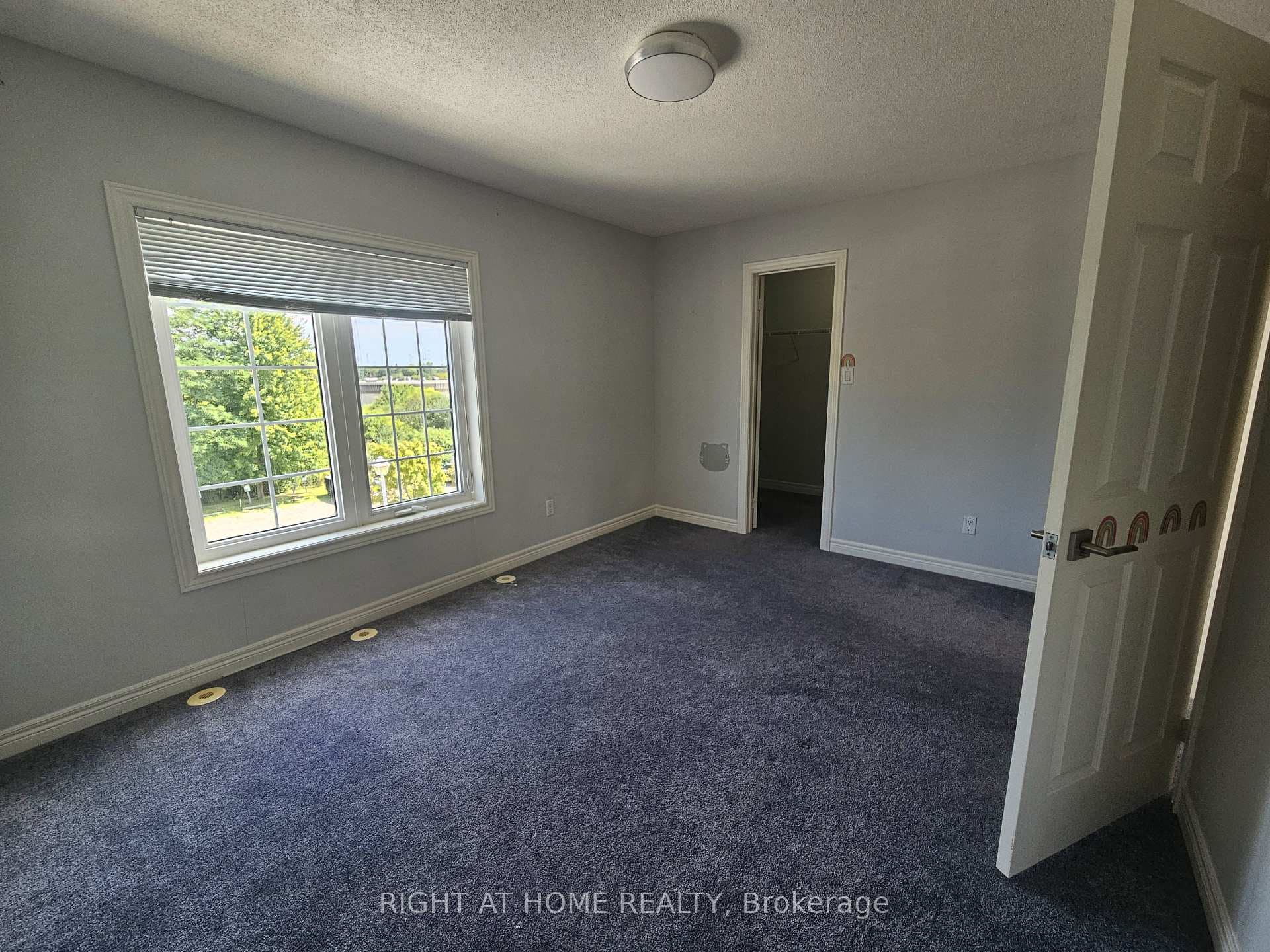 611 Liverpool Road photo 11