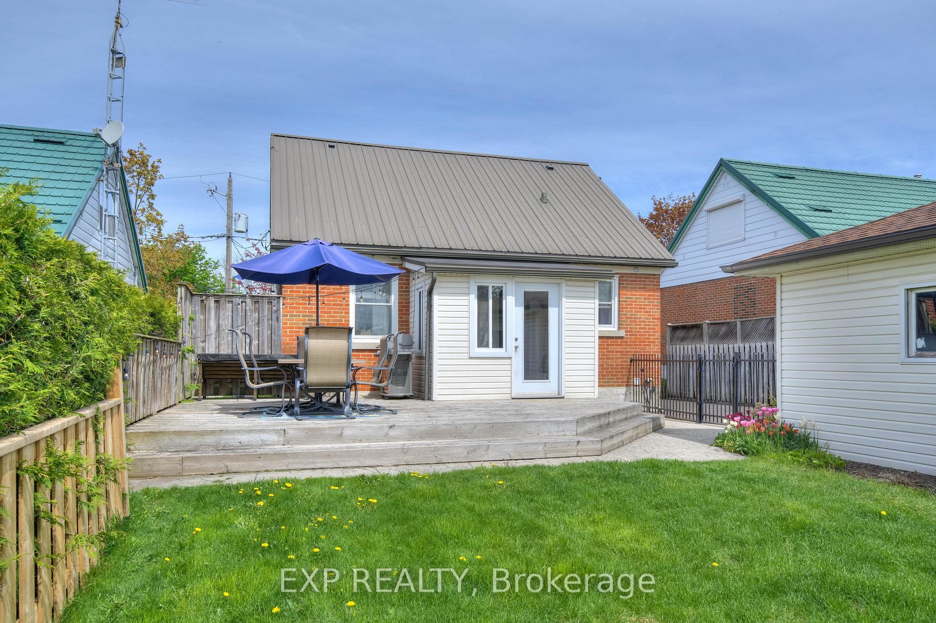 133 Mausser Avenue photo 30