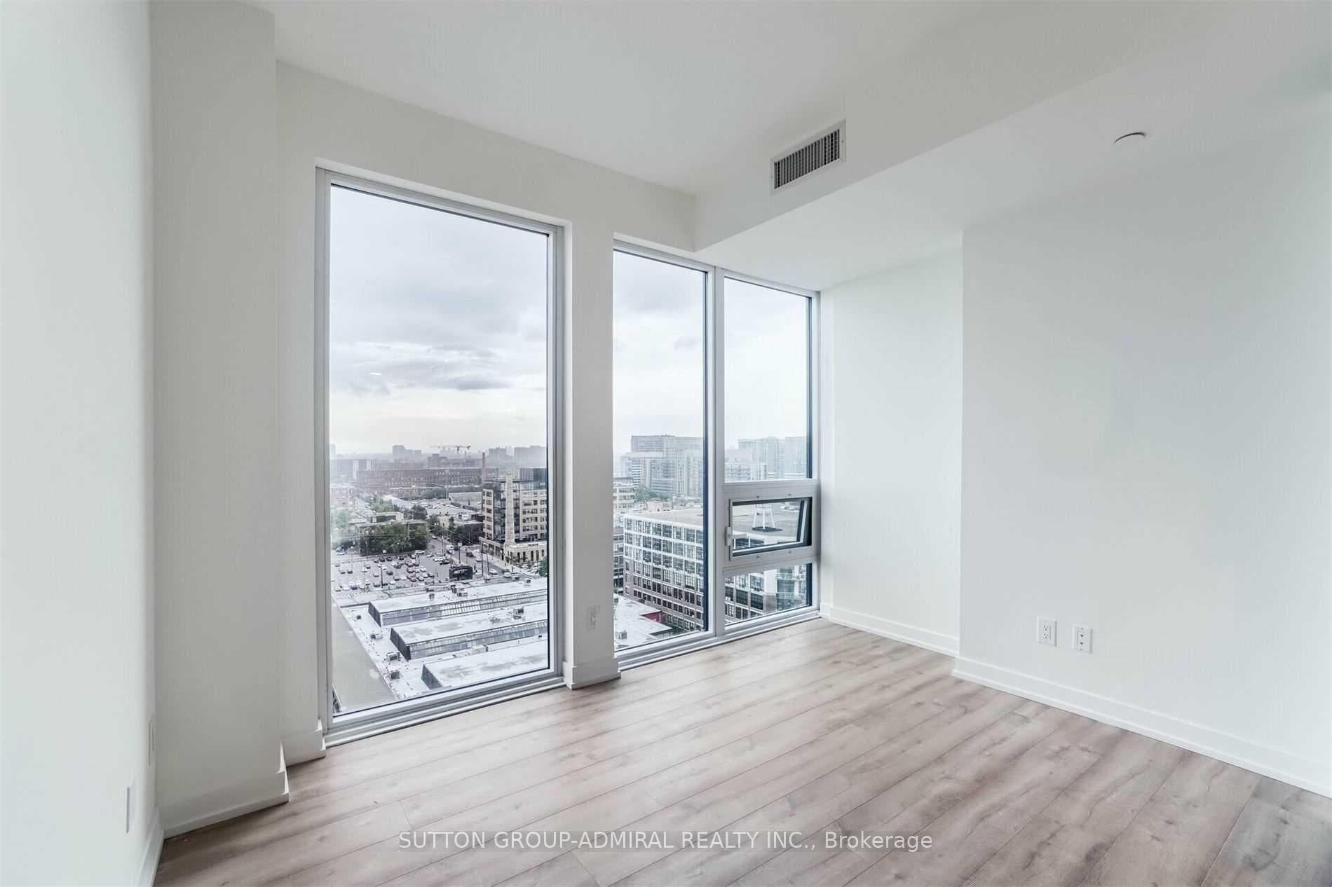 135 East Liberty Street Unit 1403 photo 8