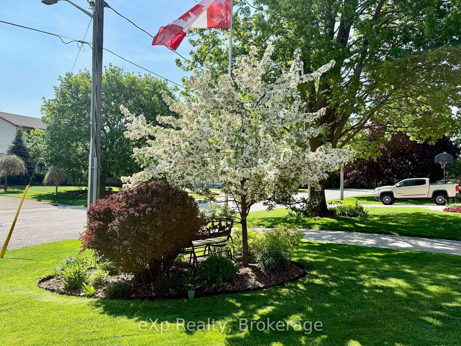 701 Alma Street photo 45