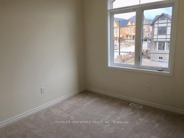8 Ness Drive photo 9