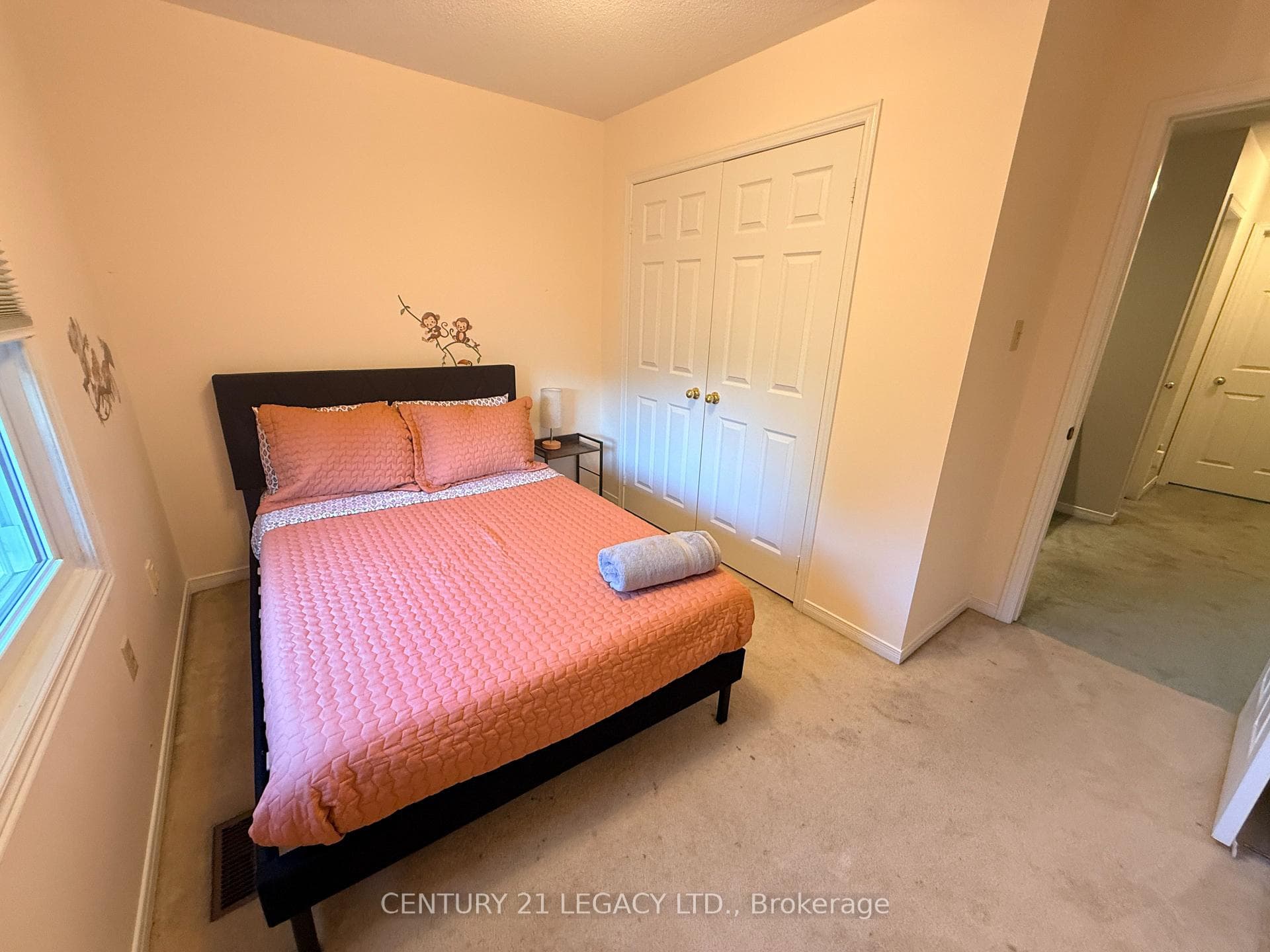 134 Provincial Place photo 14