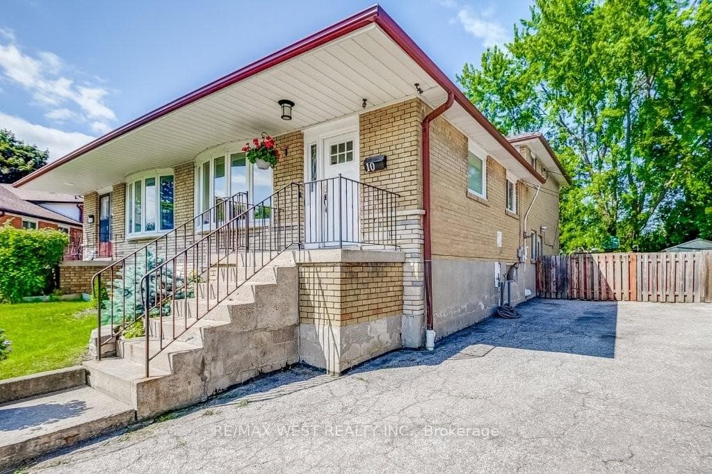 10 Rima Court photo 2