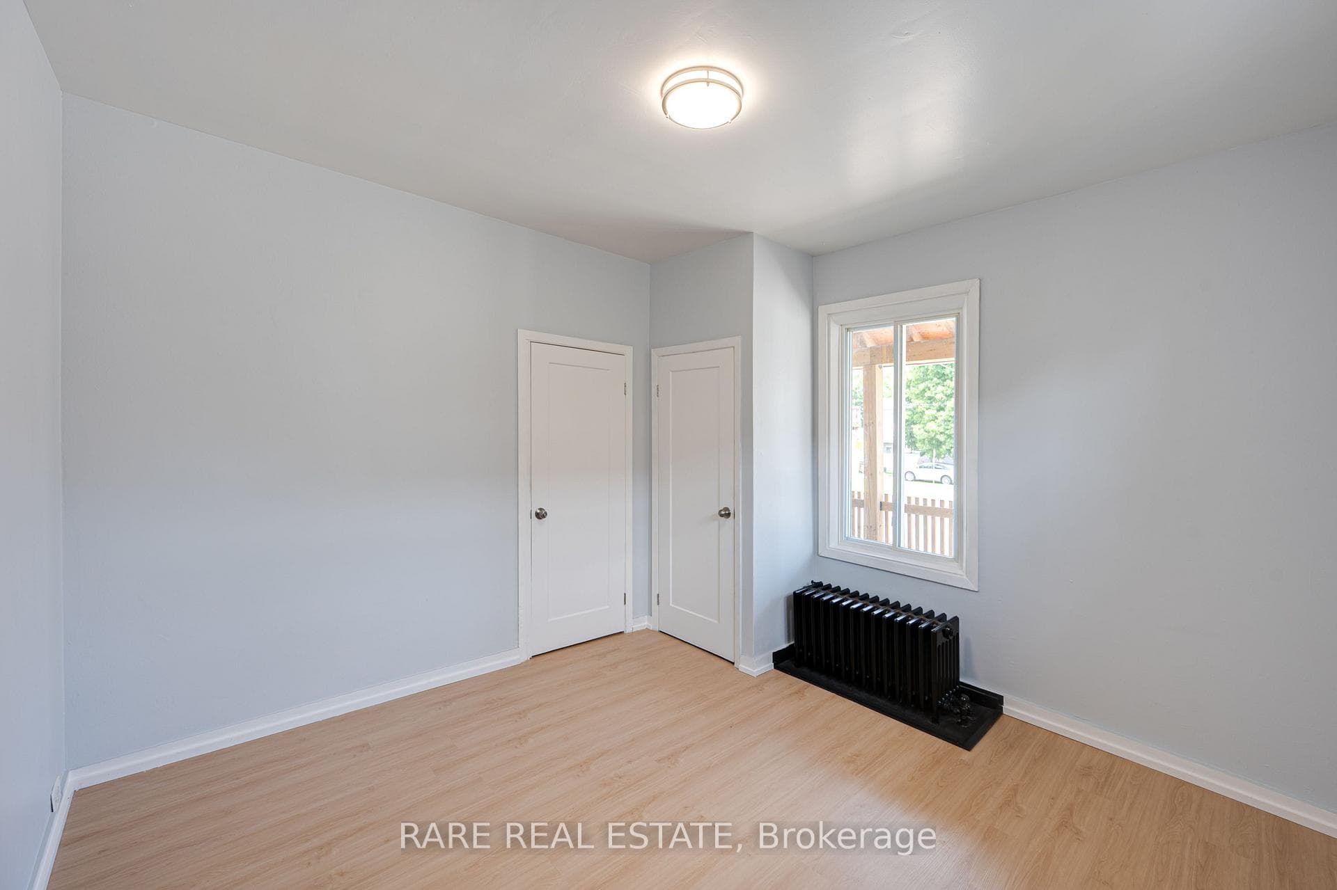 210 Albert Street Unit 1 photo 7