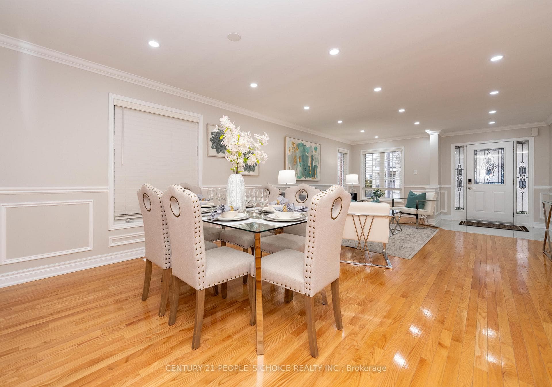 9 Solway Crescent photo 7