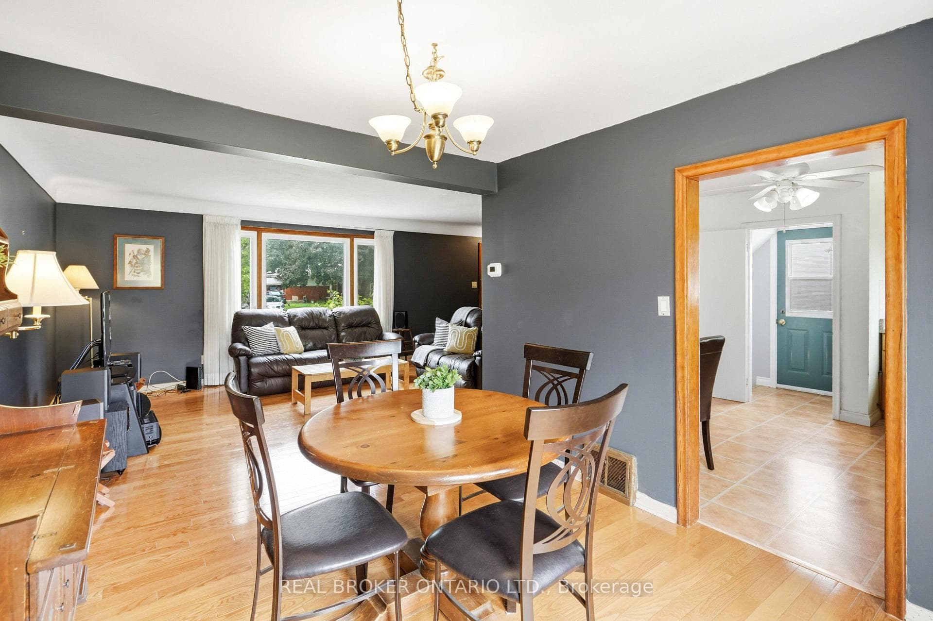 6612 Stamford Green Drive photo 12