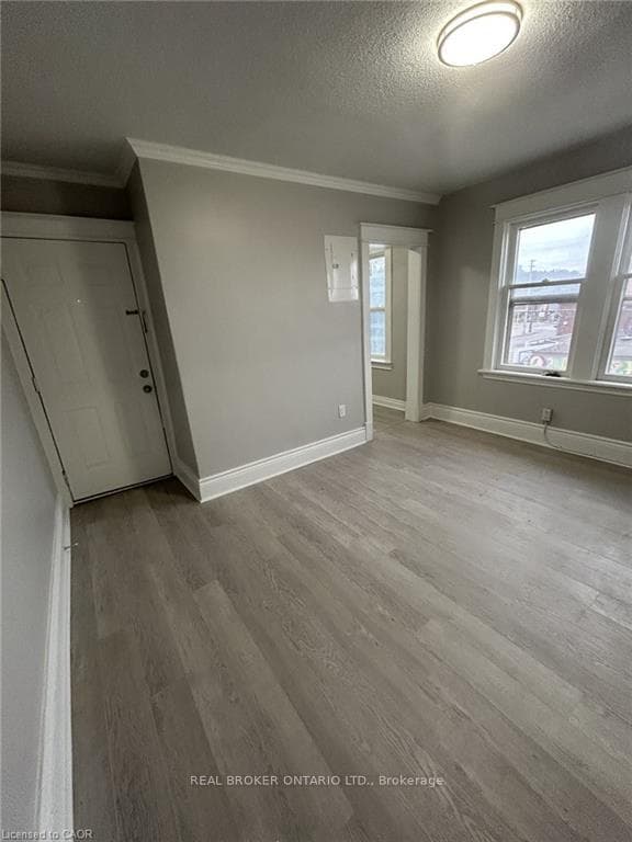 983 Main Street Unit 6 photo 2