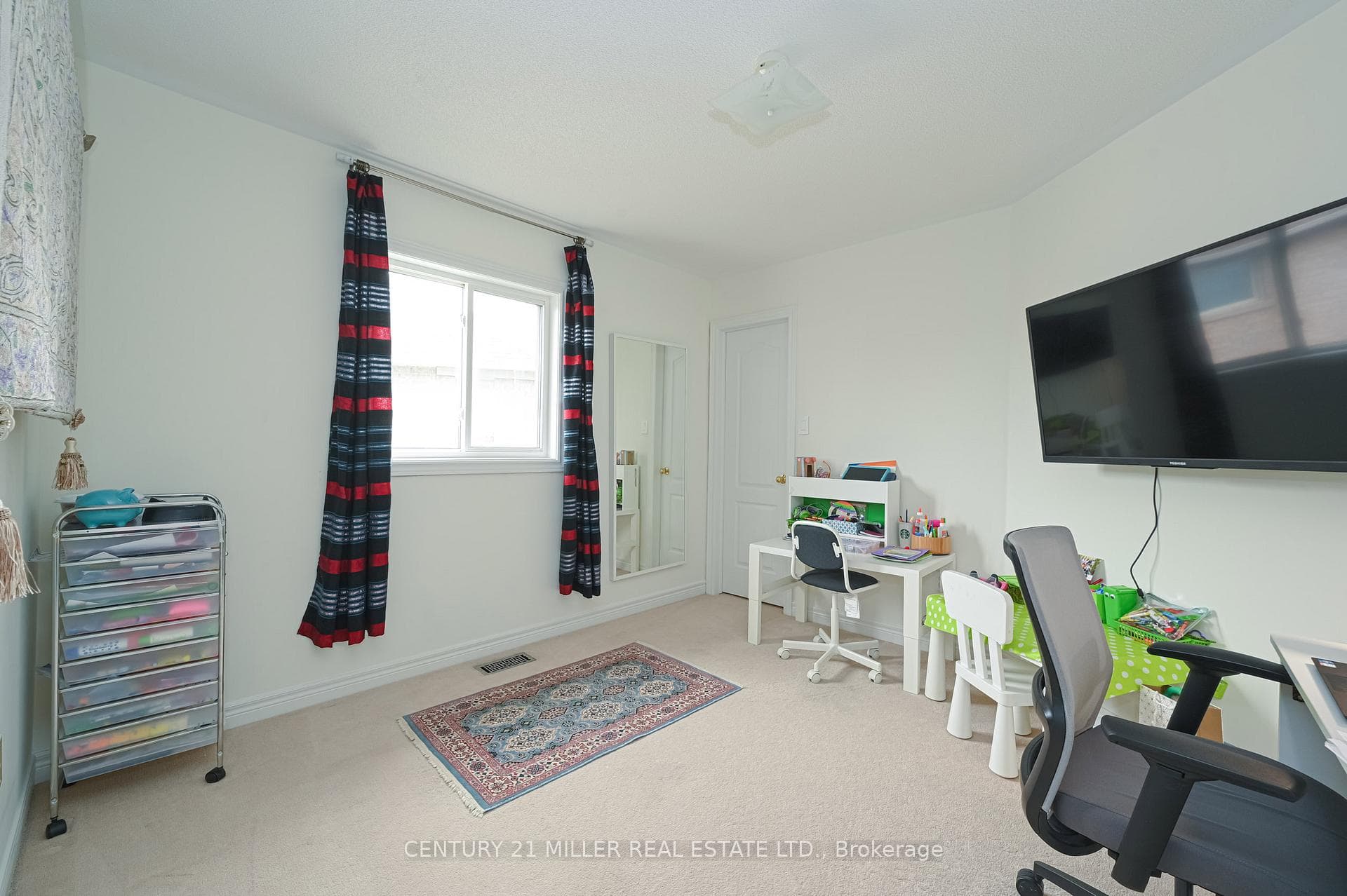 2434 Millrun Drive photo 22