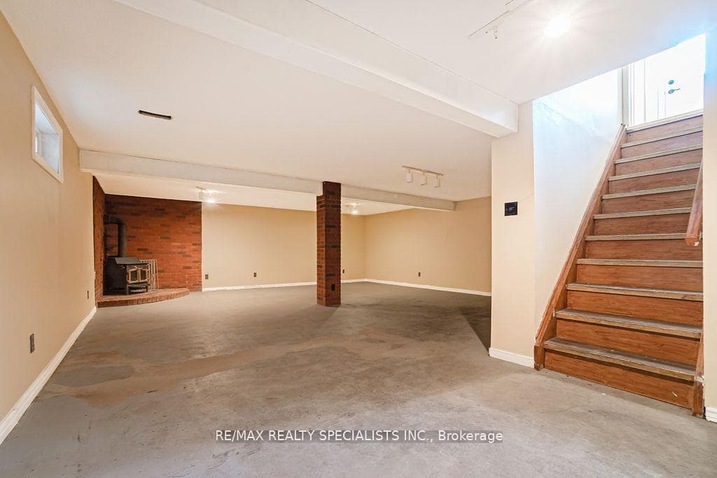 163 Hazelglen Drive photo 22
